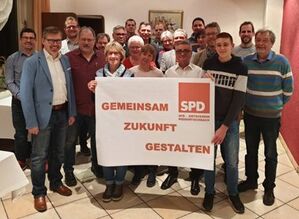 Gemeinsam - Zukunft - Gestalten - Kandidatenfoto SPD Niederfischbach